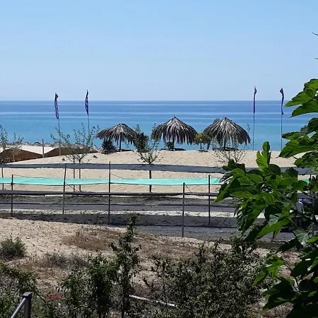 Ammolofi بيت للعطل Néa Péramos